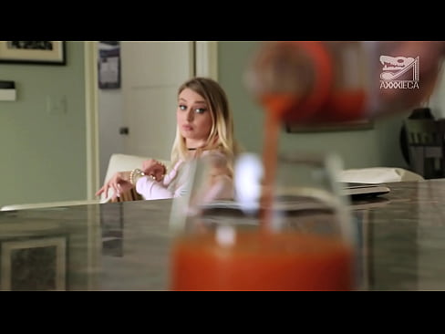 ❤️ Cov ntxhais kub nrog lub mis loj thiab nruj pussy tau txais qaib los ntawm kev poob, tab sis nyuaj heev ❤️ Anal video ntawm hmn.pornodil.ru%  ❌️ Ib