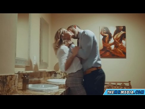 ❤️ Thaum ib tug busty blonde ntxias koj nyob rau hauv ib tug pej xeem chav dej ❤️ Anal video ntawm hmn.pornodil.ru% ❌️ Ib